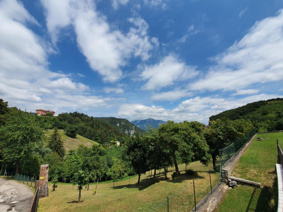 Albergo Speranza Spiazzi Di Monte Baldo Spiazzi Di Caprino Exterior foto